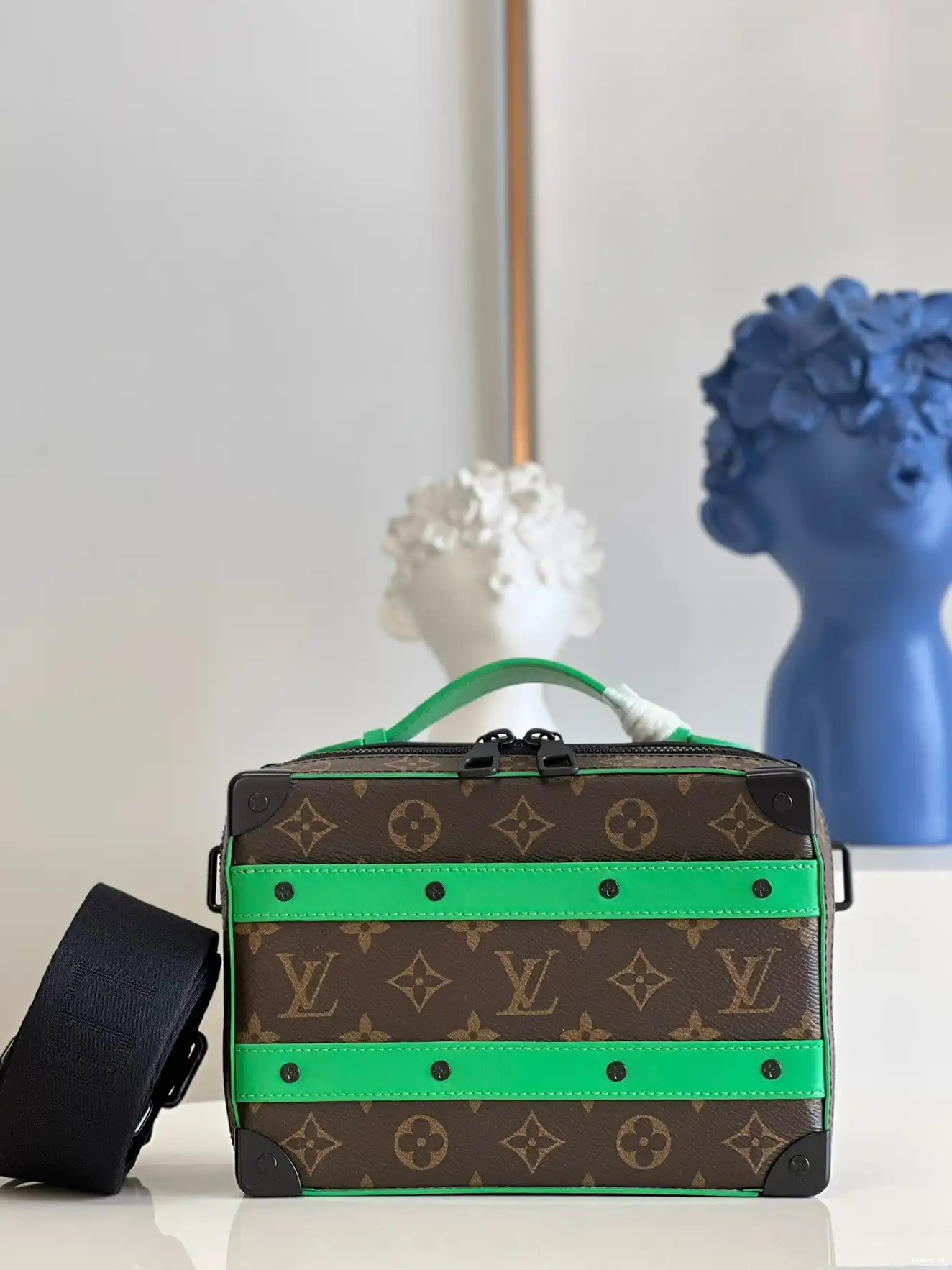 SOFT TRUNK LOUIS HANDLE VUITTON 0623